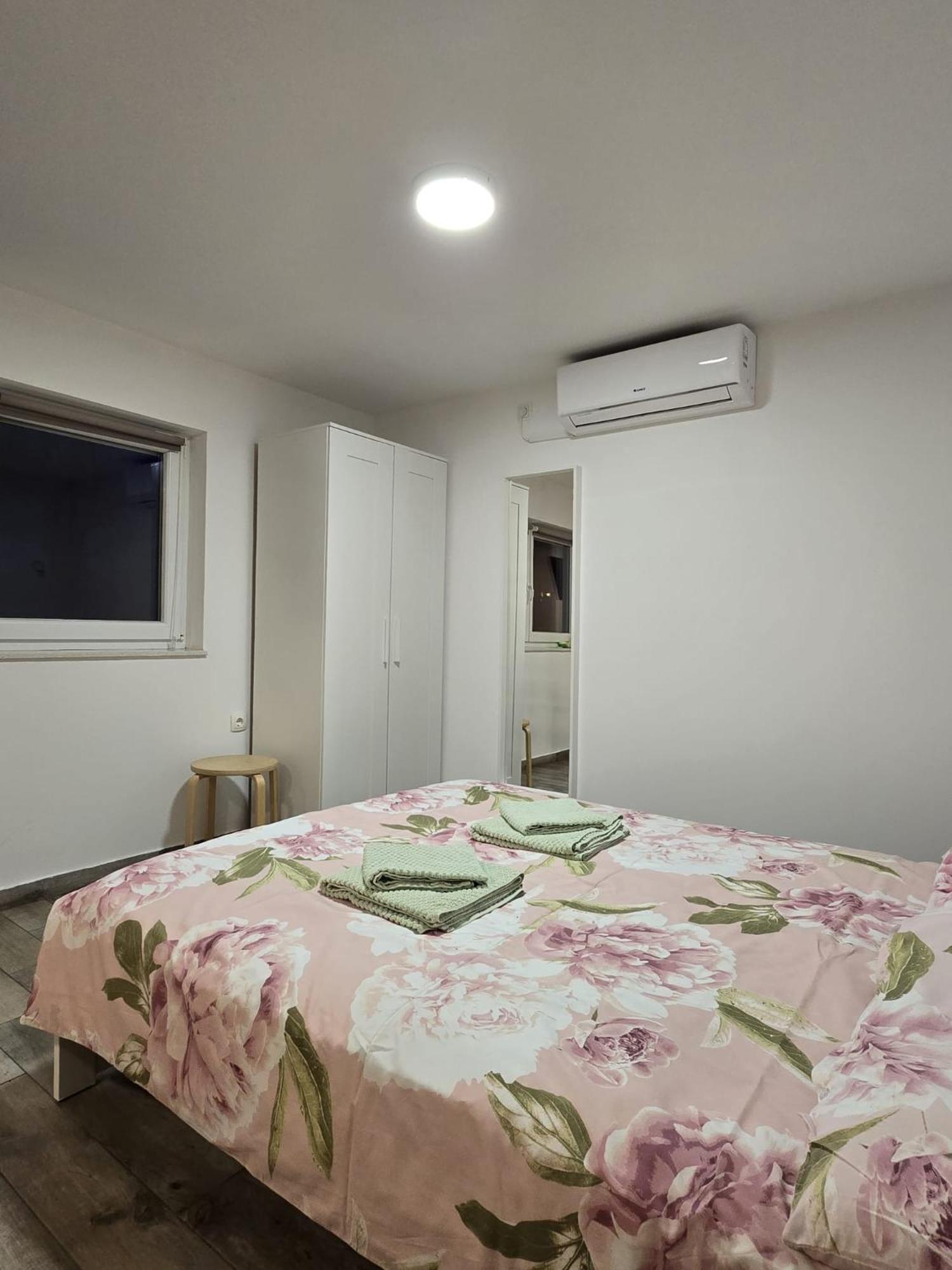 Apartment A&m